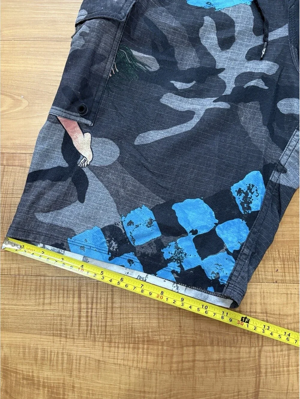 Quiksilver Mens Size 34 Y3K USAF WW2 Bomber P-52 Print Black Camo Board Shorts